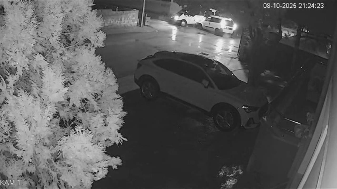 Çorum'da Minibüs ve Hafif Ticari Araç Çarpıştı: 1 Yaralı