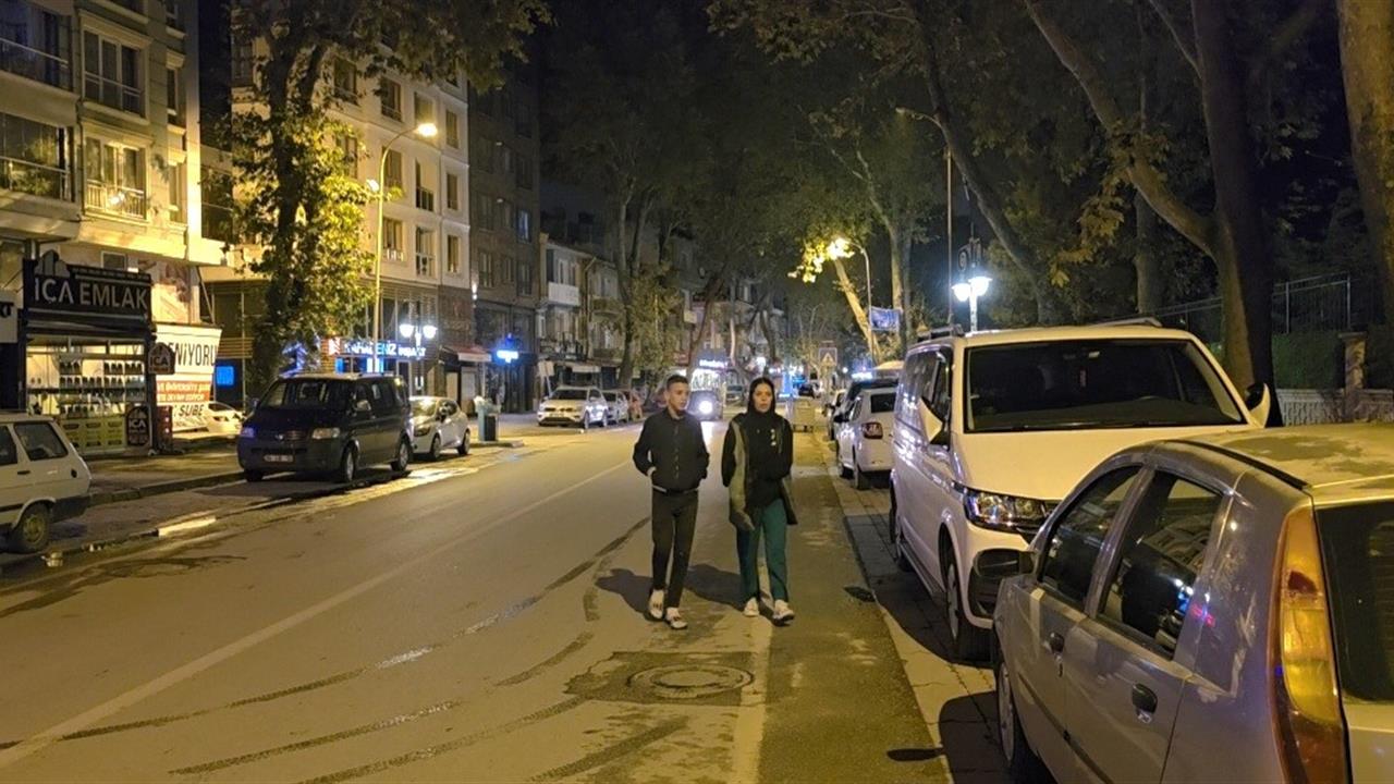 Kütahya'da 4.9 Büyüklüğünde Deprem: Simav İlçesi Etkilendi