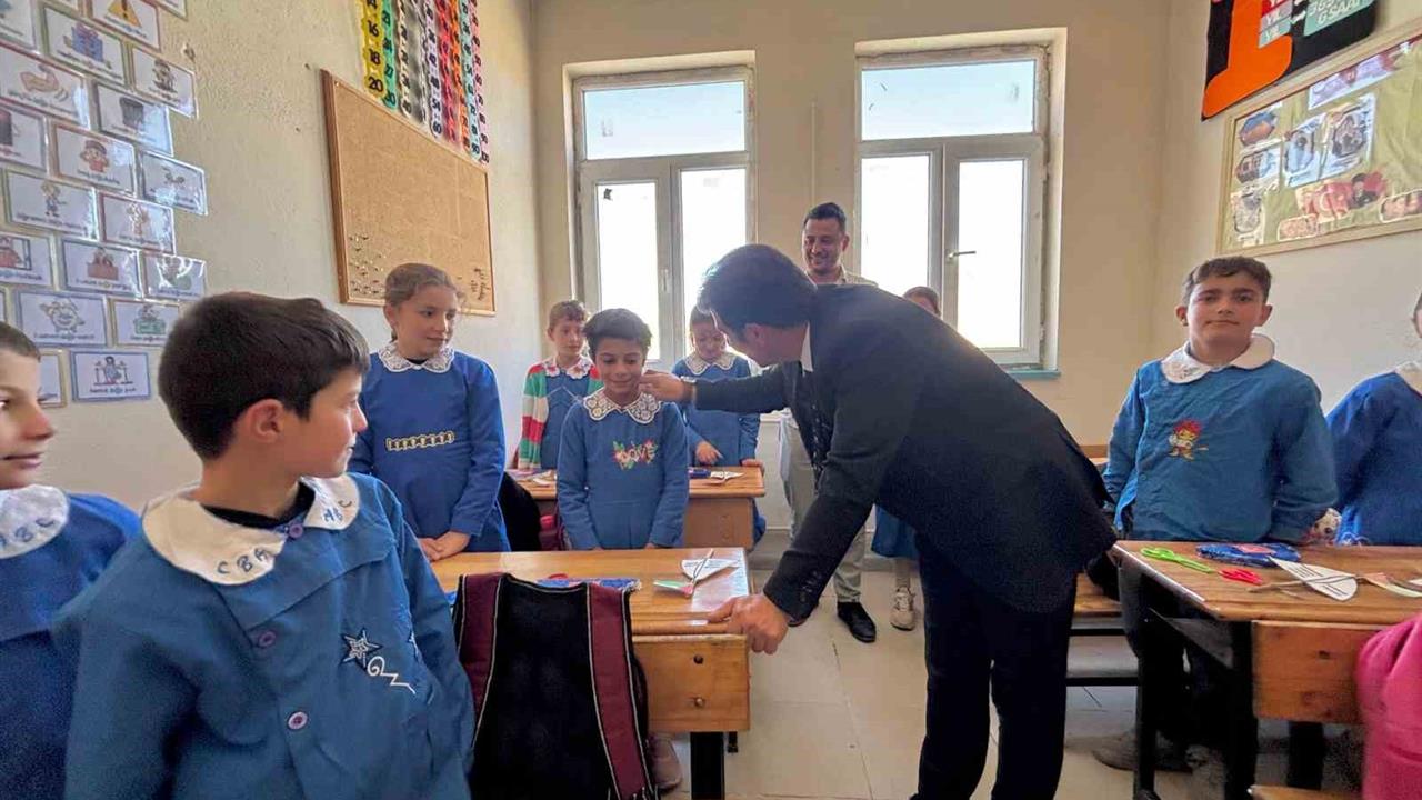 Diyadin'de Okul Ziyaretleri Devam Ediyor