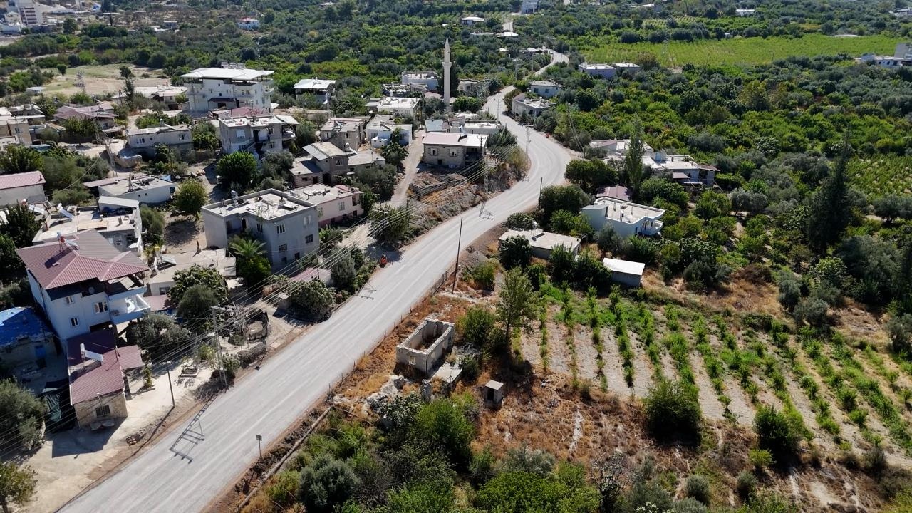 Mersin Büyükşehir Belediyesi’nden Mut’ta Kırsala Nefes Aldıran Yol Yatırımı…