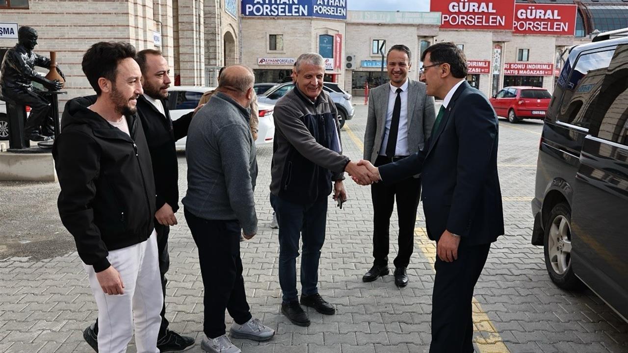 Çiniciler Çarşısı'nda Düzenleme Çalışmaları Devam Ediyor