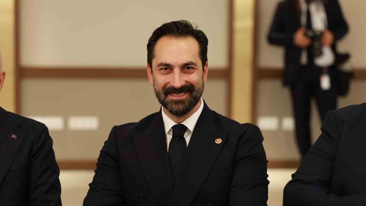 Manisa'da Arınç'tan Yeni Yasama Yılı Açıklamaları