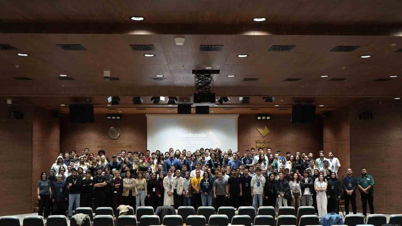 Hepsiburada Tech Academy İkinci Dönem Mezunlarını Verdi