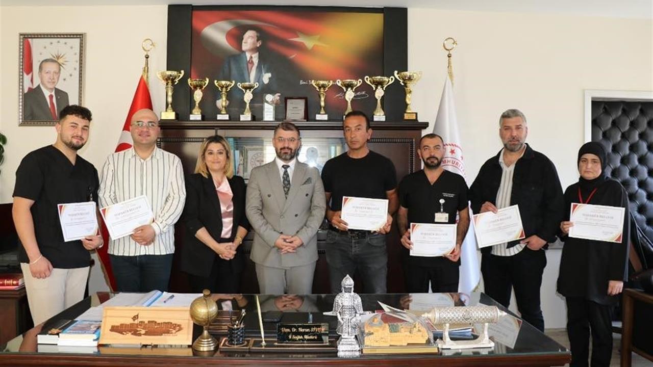 Bayburt’ta Sağlık Ekibine Teşekkür Belgesi Verildi