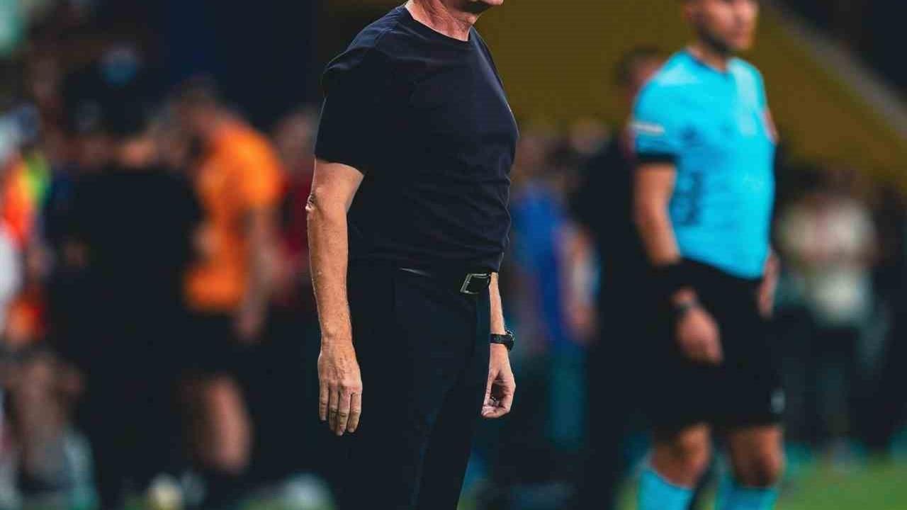 Kayserispor'da Gisdol ile Yollar Ayrıldı