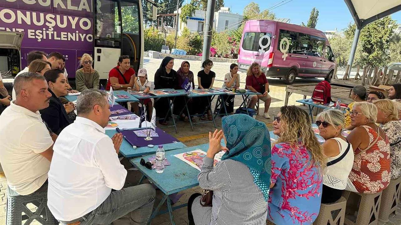 Muğla'da Gezici Danışma Otobüsü Hizmete Girdi