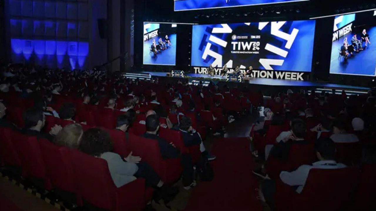 TÜRGEV, İnovasyon Haftası’nda Geleceğe Ses Verdi