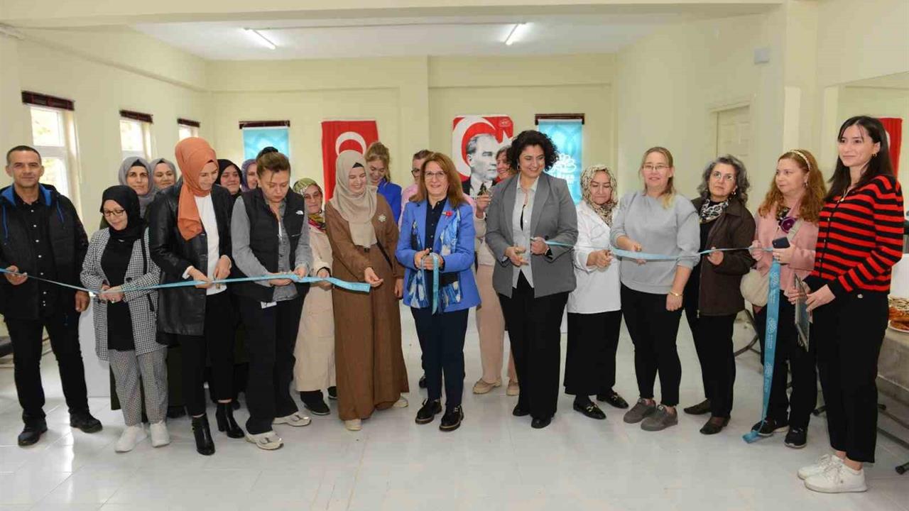 Bursa'da Kadın Dayanışma Derneği Yeni Merkezine Kavuştu
