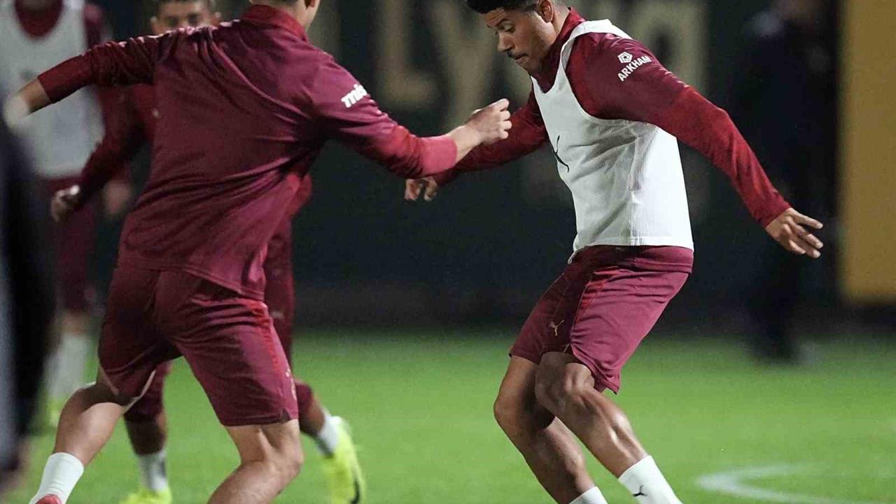 Galatasaray Başakşehir Maçına Hazır Olmak İçin Antrenmanlara Başladı