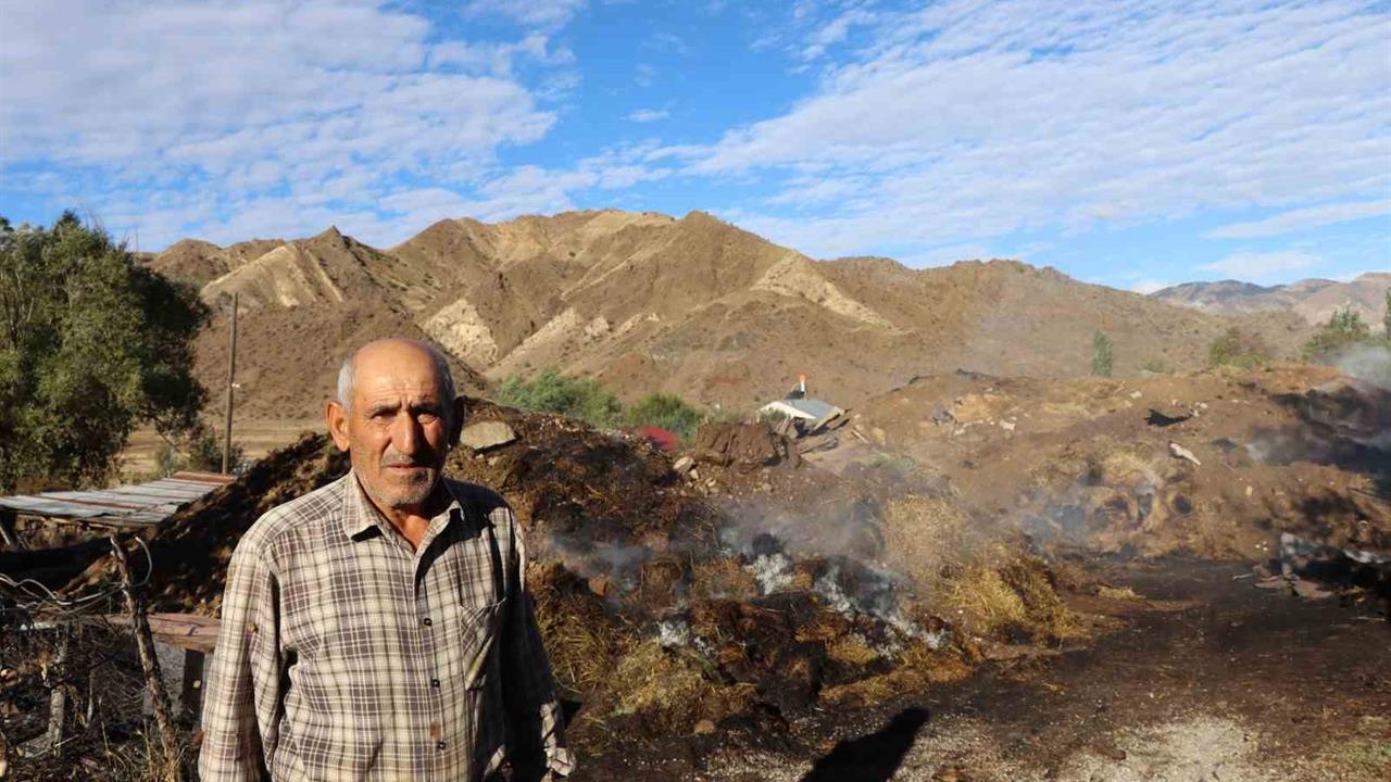 Oltu'da Kundaklama Şüphesi: Samanlık Küle Döndü