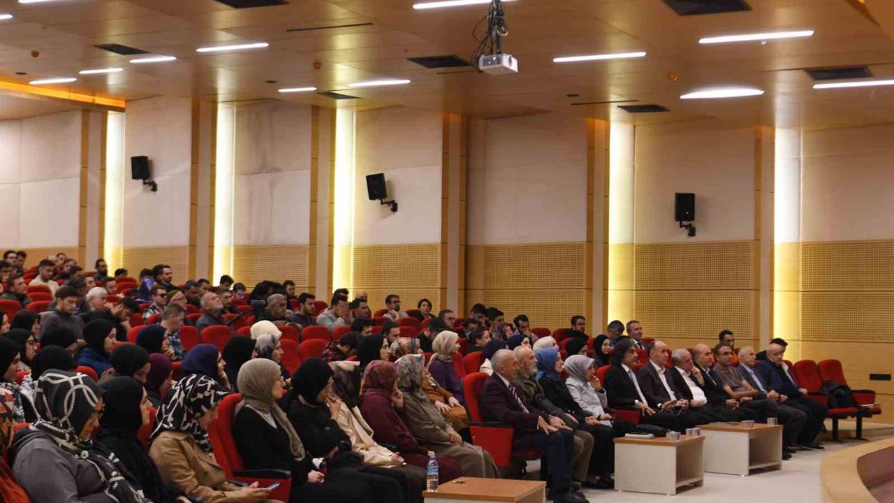 SAÜ İlahiyat Fakültesi Uluslararası Akreditasyonunu Yeniledi