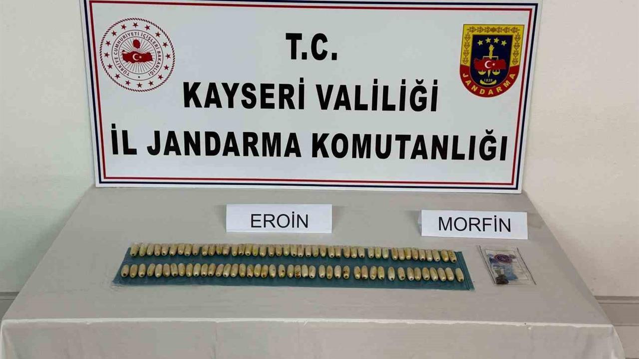 Kayseri'de Uyuşturucu Operasyonu: 888 Gram Ele Geçirildi