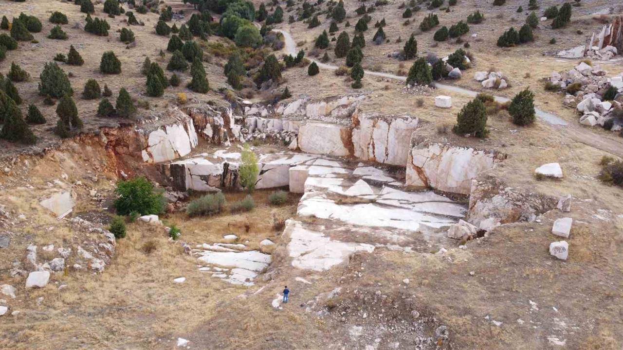 Yozgat'ta Milyonlarca Metreküp Mermer Rezervi Bekliyor