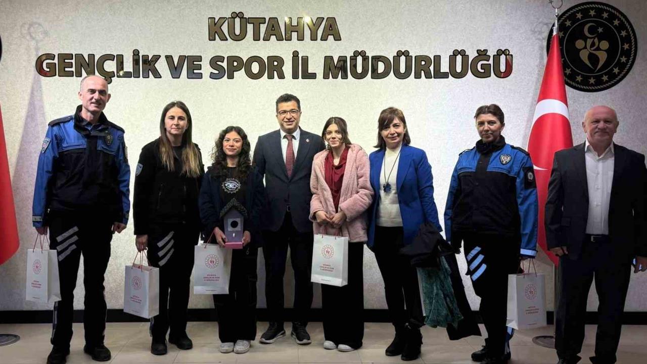 Kütahya'da Özel Öğrencilerle Polis Buluşması