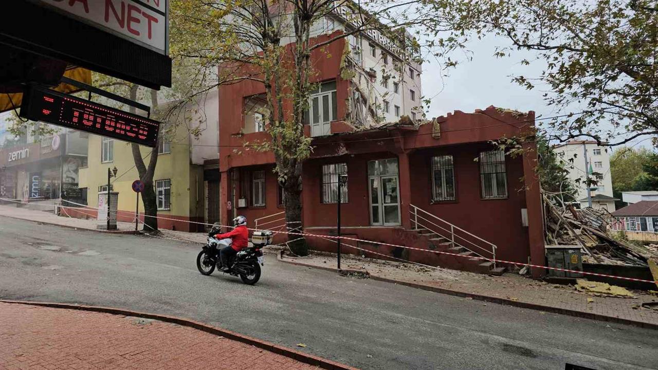 Zonguldak'ta Yıkım Alanında Tehlikeli Anlar Yaşandı