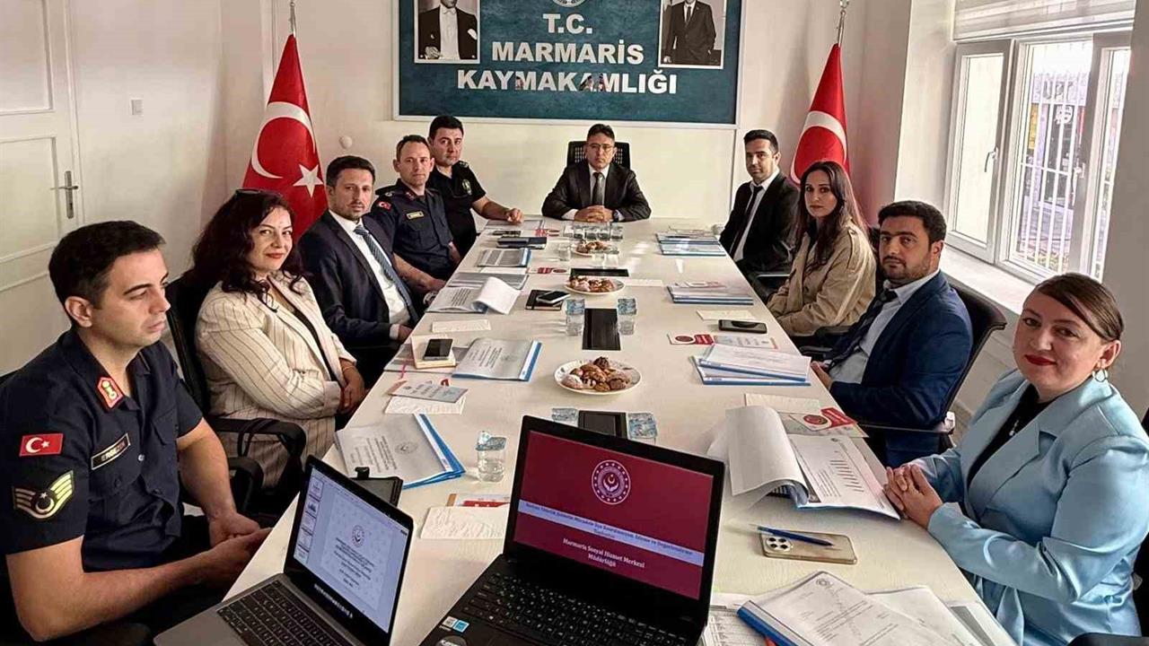 Marmaris'te Kadına Yönelik Şiddet ve Çocuk Koruma Toplantısı