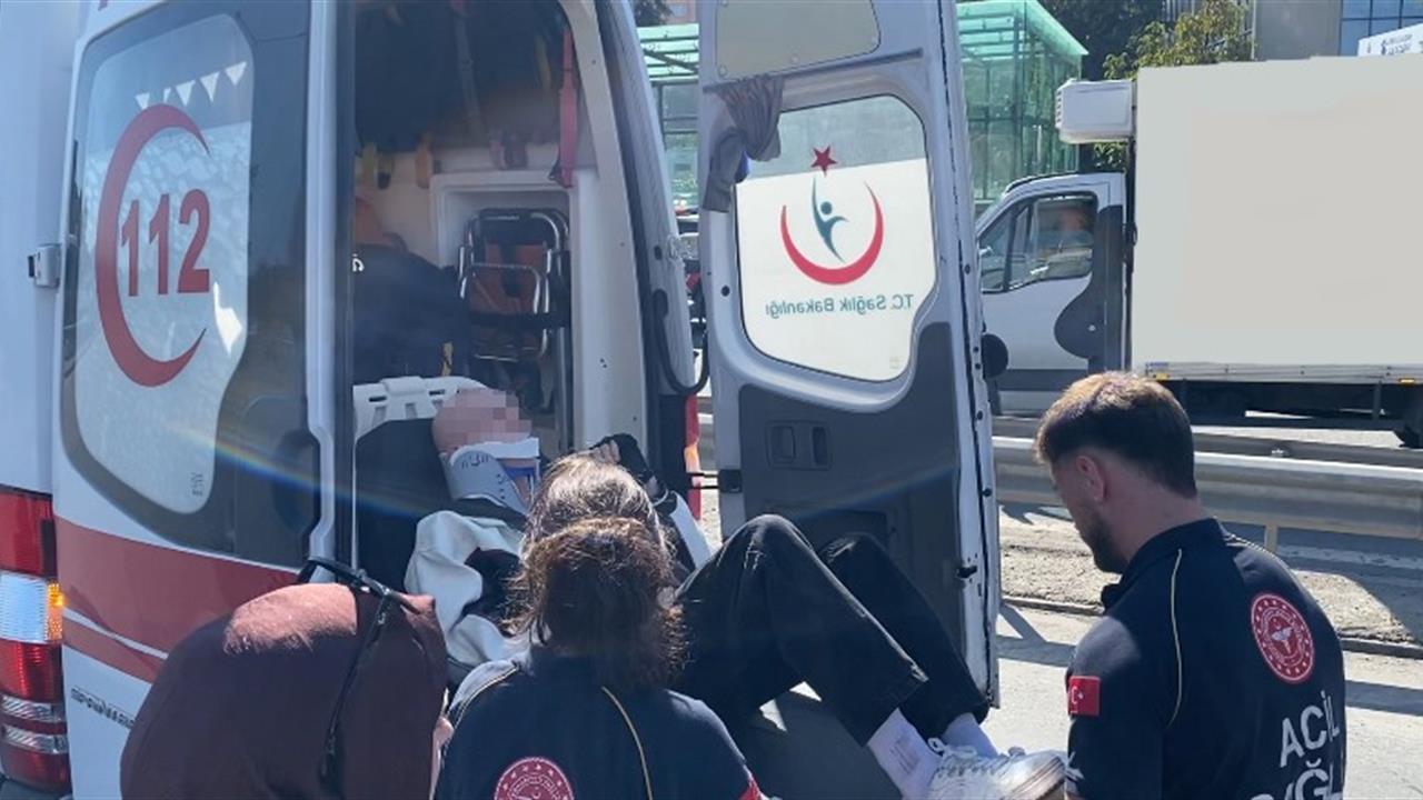 Kadıköy'de Motosikletli Kaza: Kadın Sürücü Hatalı Çıktı