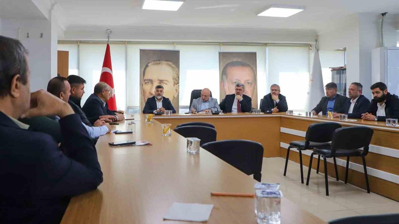 Afyonkarahisar'da Muhtarlar Taleplerini İlettiler