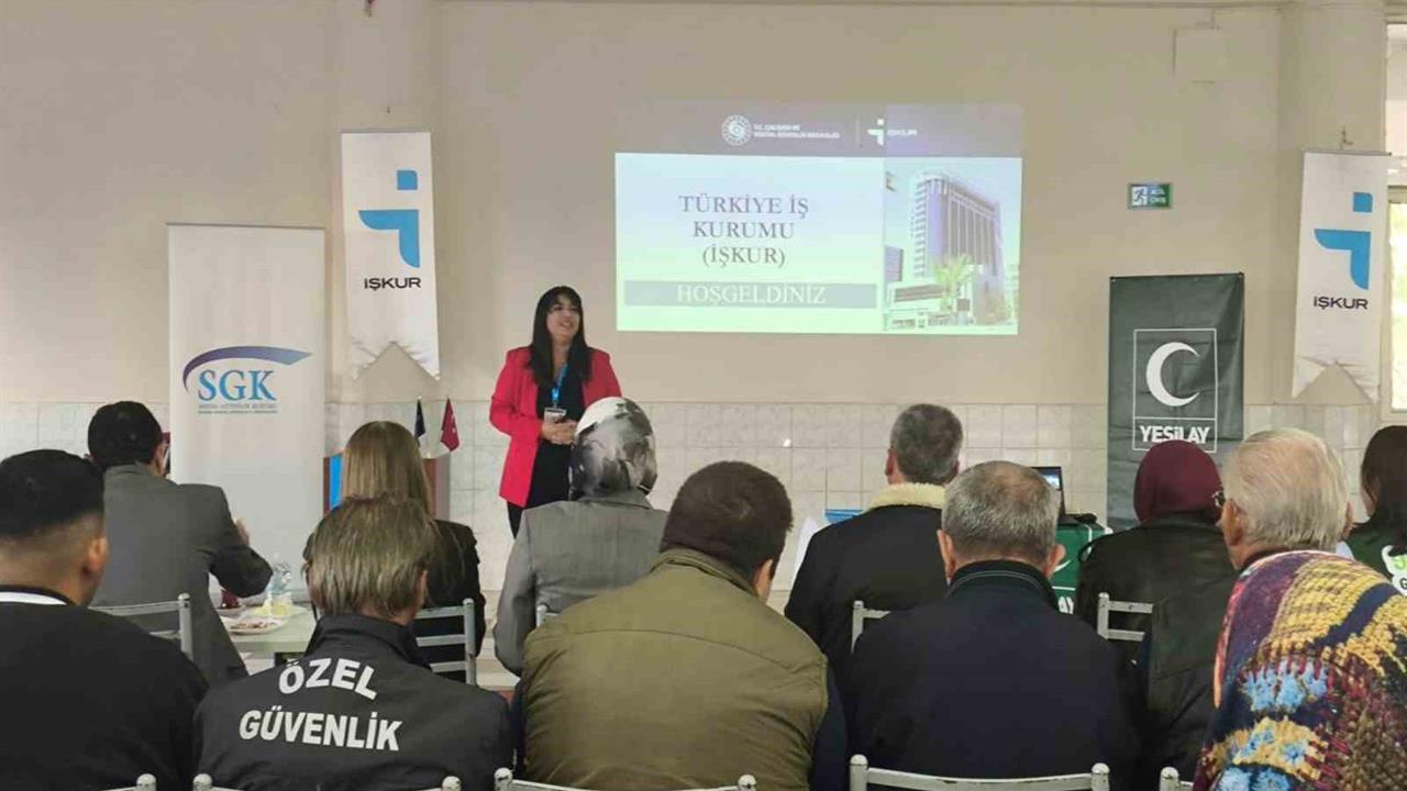 Manisa'da İstihdam Bilgilendirme Toplantısı Yapıldı