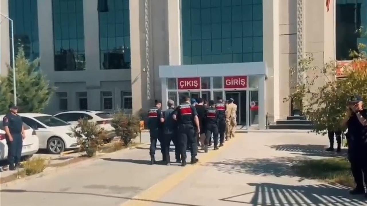 Niğde'de Eş Zamanlı Siber Operasyon: 5 Gözaltı