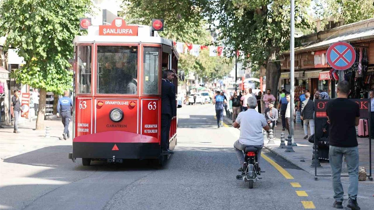 Şanlıurfa'da Nostaljik Tramvay Seferleri Başladı