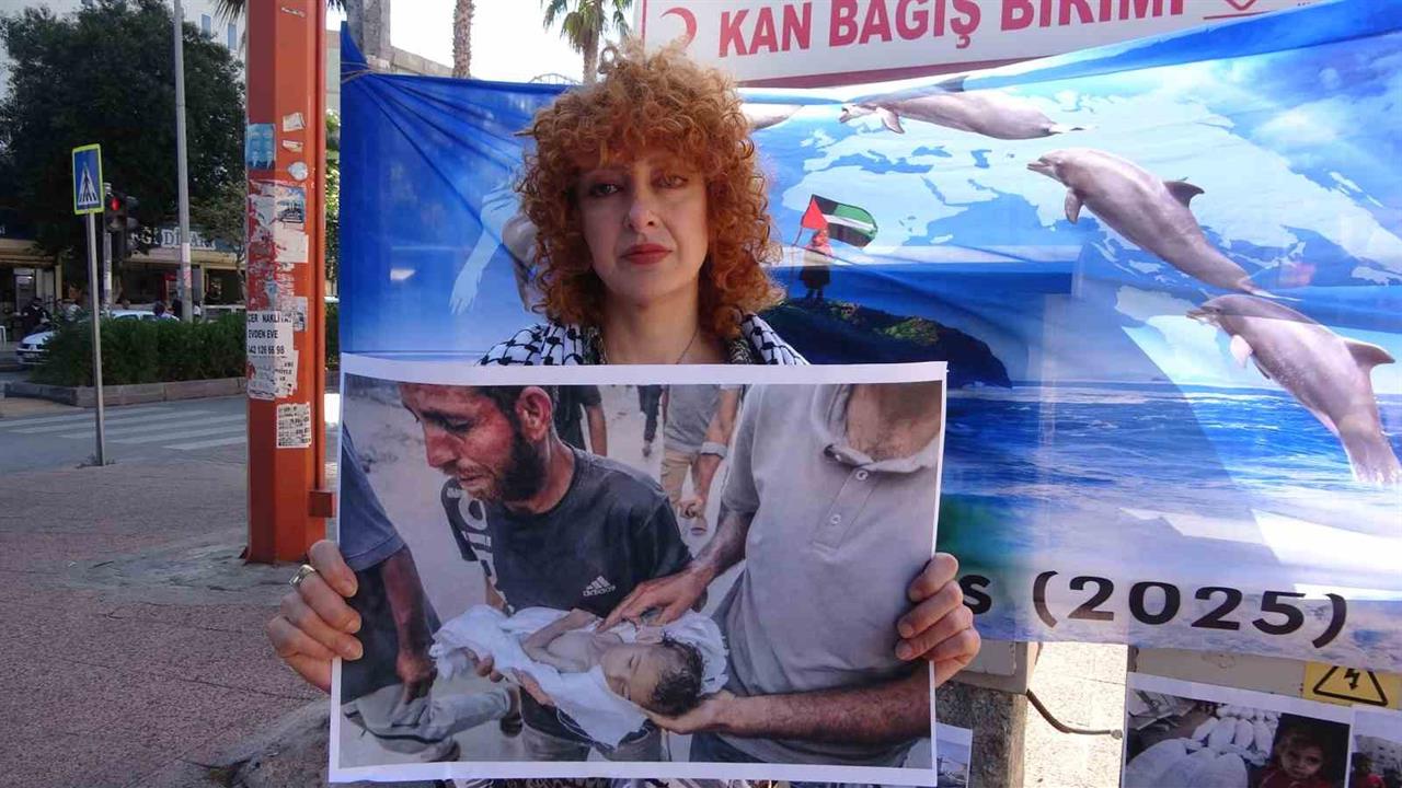 İranlı Aktivist Somayeh Moghadam, Gazze'ye Destek İçin Mersin'e Ulaştı