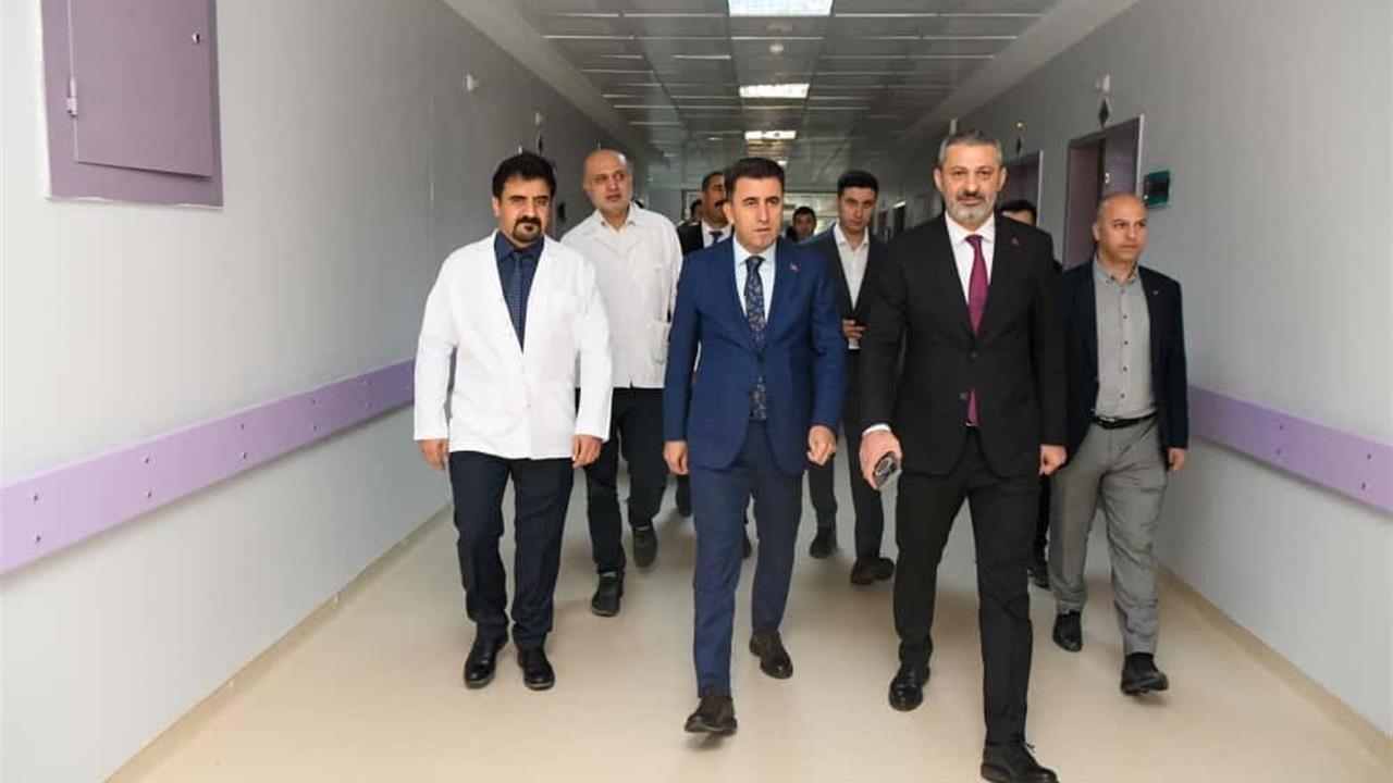 Tunceli’de Kanserle Mücadelede İki Yenilik: Onkoloji Birimi ve Mobil Tarama Aracı