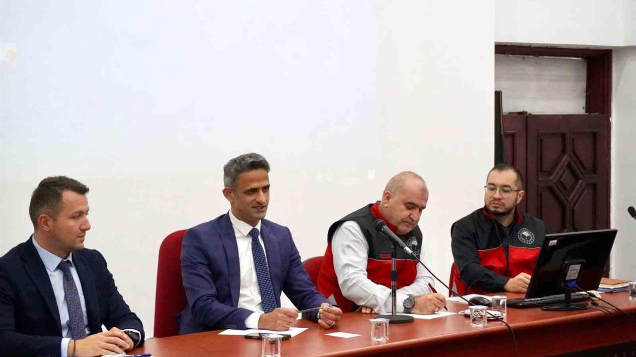 Çaycuma'da Kahverengi Kokarca ile Mücadele Toplantısı Yapıldı