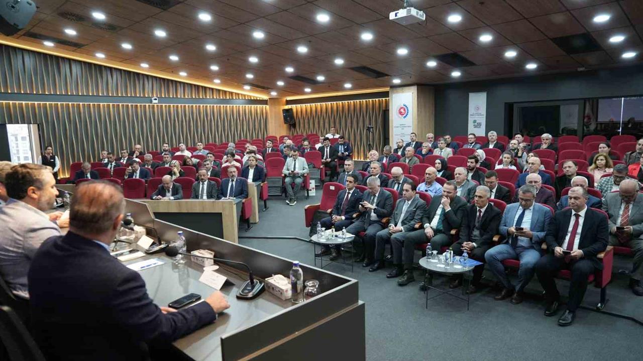 Samsun'da Cari Açık Sorunu Vurgulandı