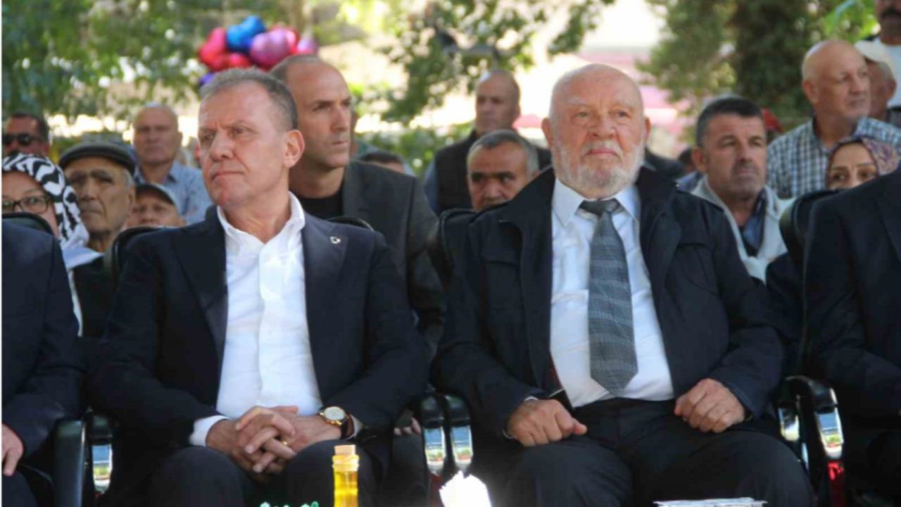 Vahap Seçer, Mut Zeytin ve Zeytinyağı Festivali’nde Konuştu: "zeytin ve Zeytinyağı Üretimi Mut İçin Önemli. Mut’a Geliyoruz, Mutlu Oluyoruz!"