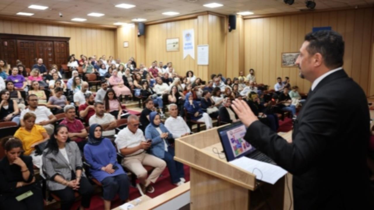 Akeniz Belediyesinden Dünya Kız Çocukları Gününe Özel Anlamlı Etkinlik