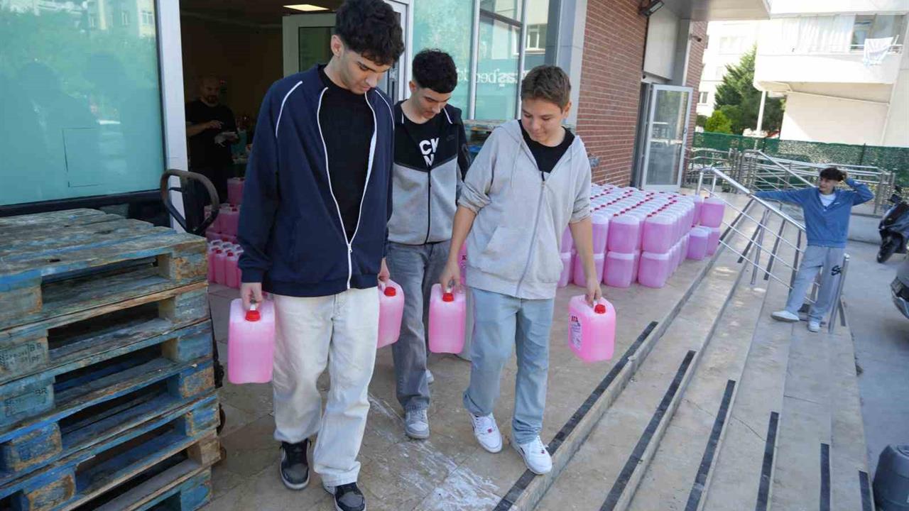 Samsun'da Liseye 150 Ton Temizlik Malzemesi Siparişi