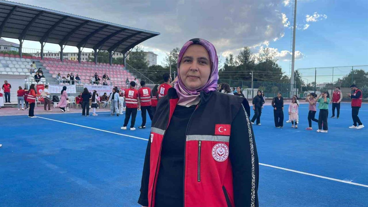 Osmaniye'de Kız Çocukları Gülerse Etkinliği Gerçekleşti