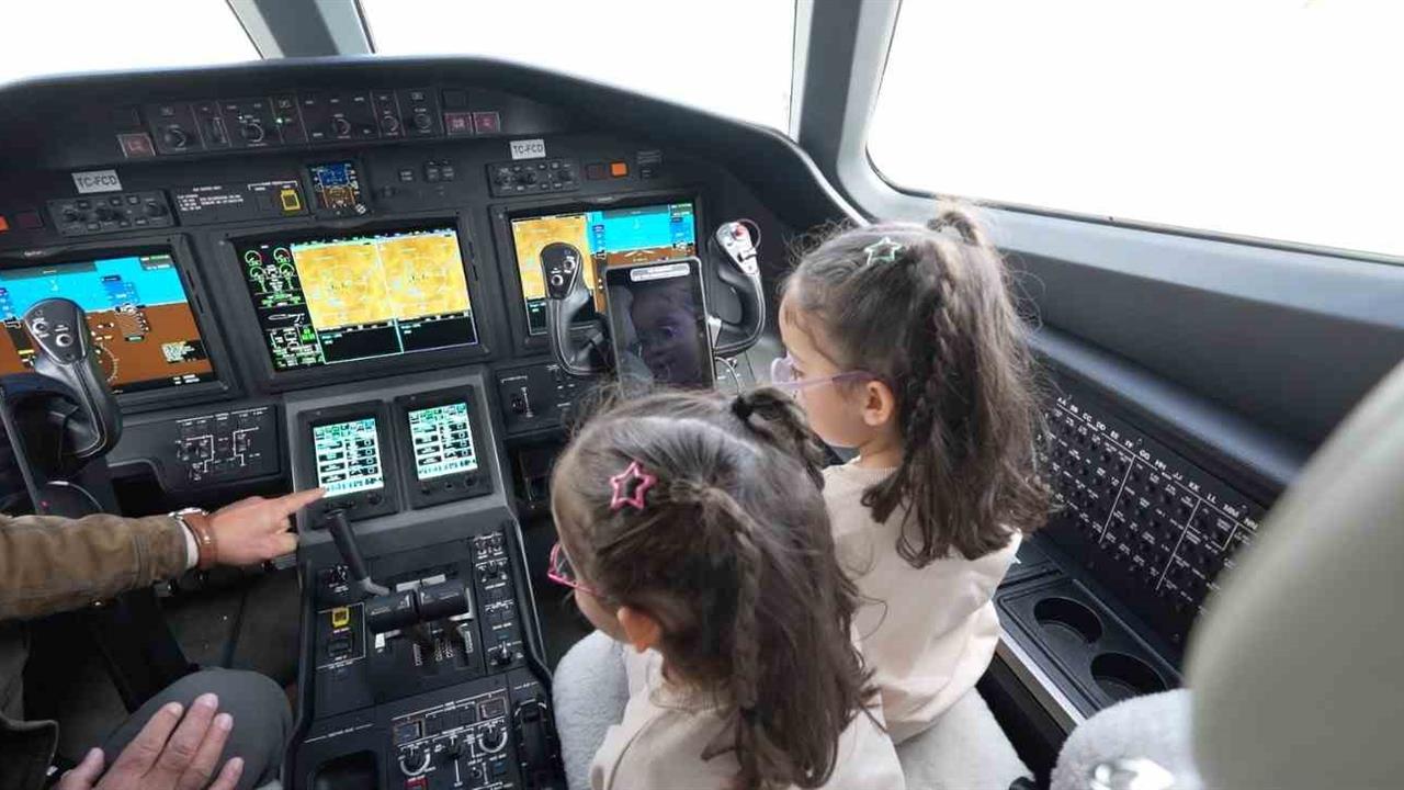 Erva ve Zümra'nın Uçak Sevinci: Hayalleri Gerçekleşti