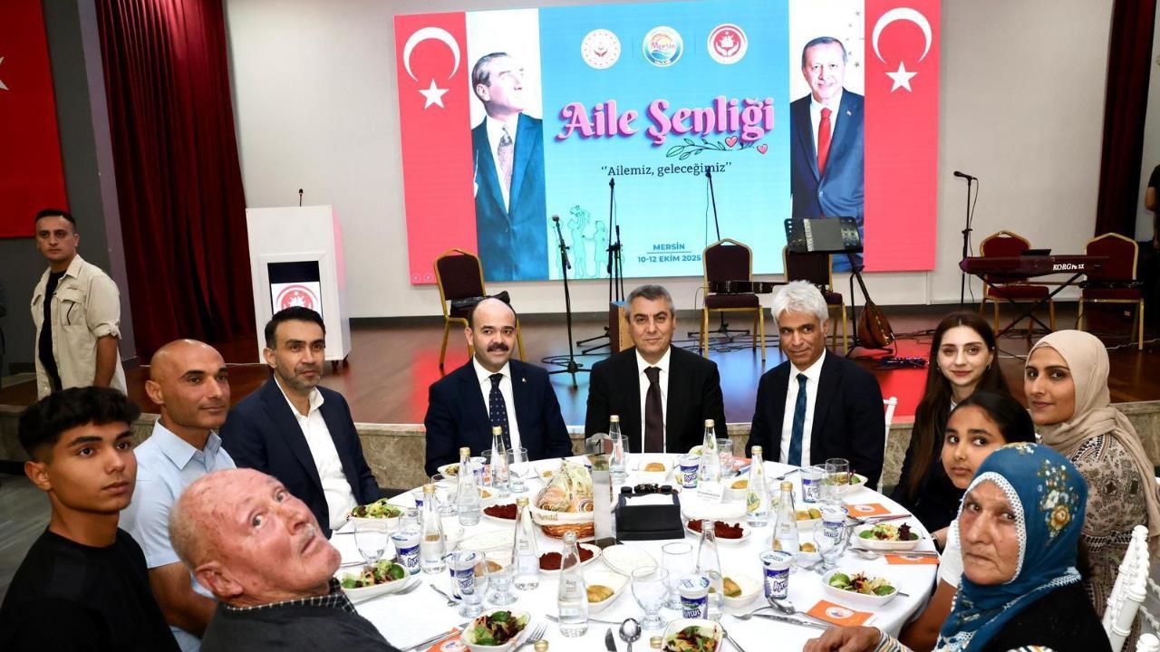 Mersin'de Aile Yılı Programı Düzenlendi