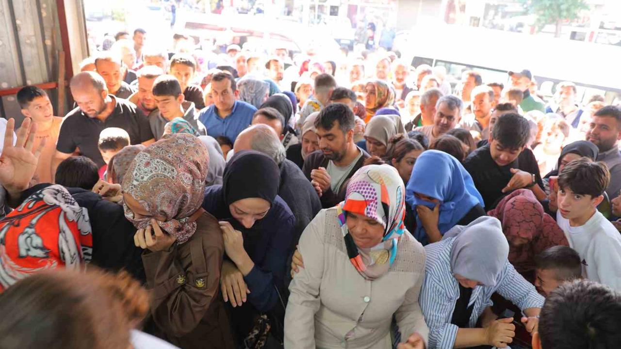 Kahramanmaraş'ta İndirim İzdihama Neden Oldu