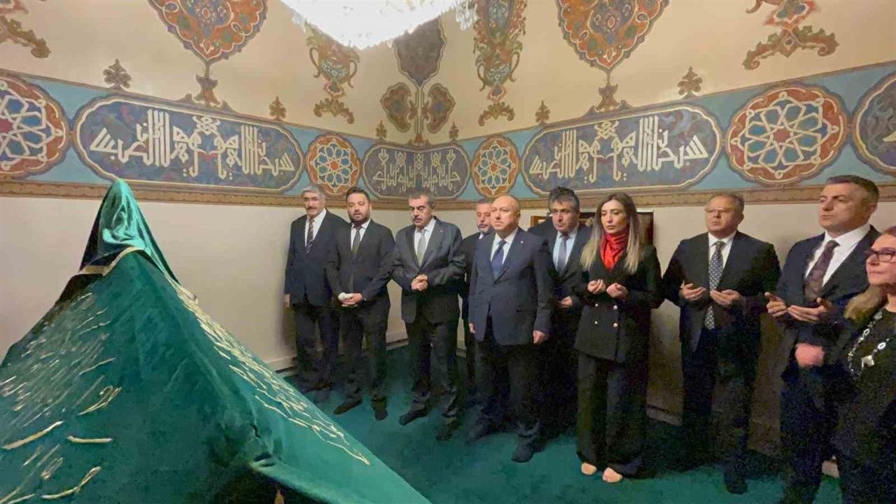 Bakan Tekin Hacı Bektaş-ı Veli'yi Ziyaret Etti