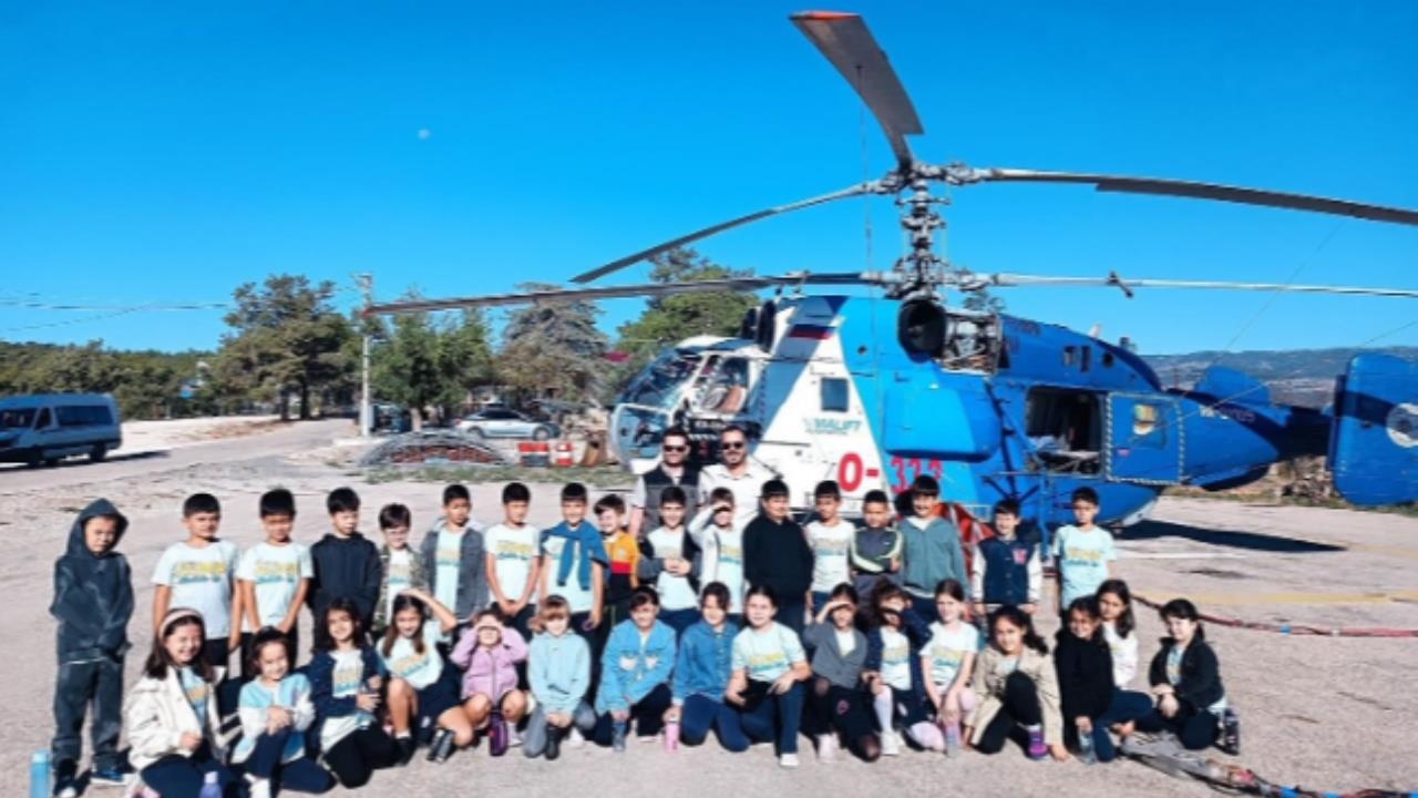 Silifke Orman İşletme’den Öğrencilere Ders: Orman Yangınlarıyla Mücadelede Hava Gücünün Önemi Anlatıldı!