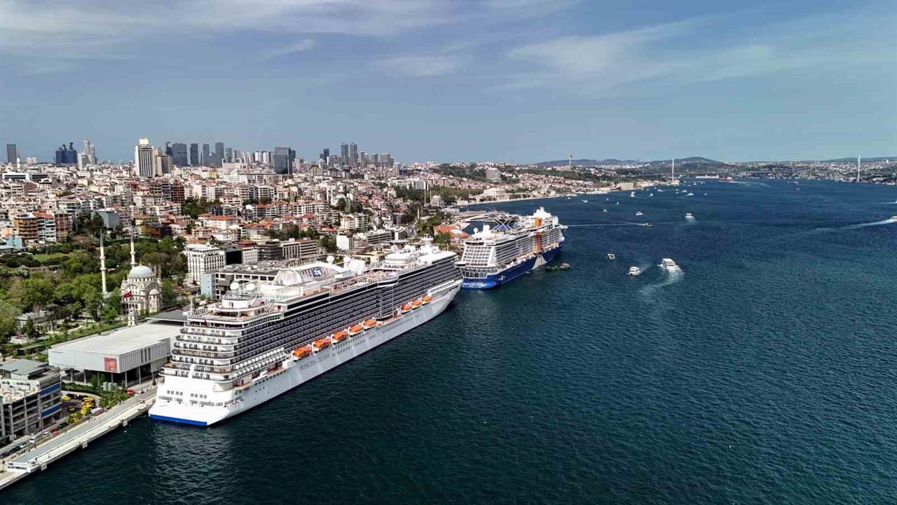 İstanbul'da Kruvaziyer Turizminde Rekor: 410 Bin Yolcu Ağırladı