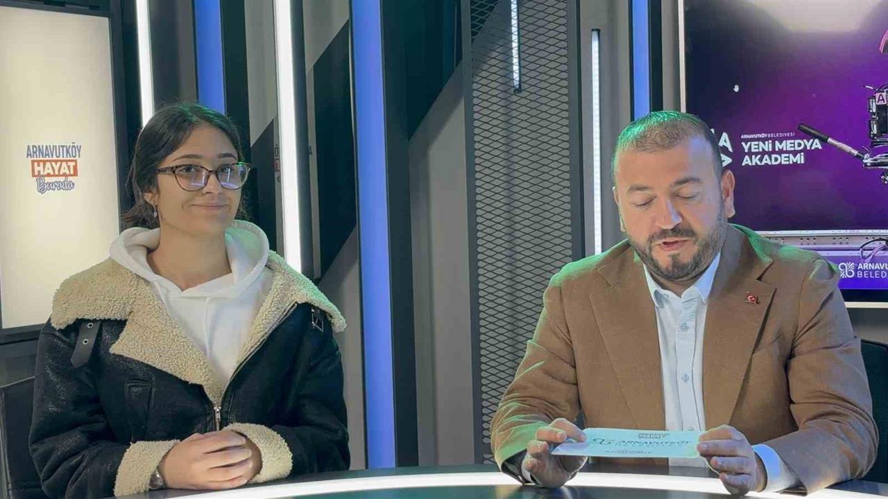 Arnavutköy'de Gençlere Dijital Eğitim Fırsatı: Yeni Medya Akademisi Açıldı