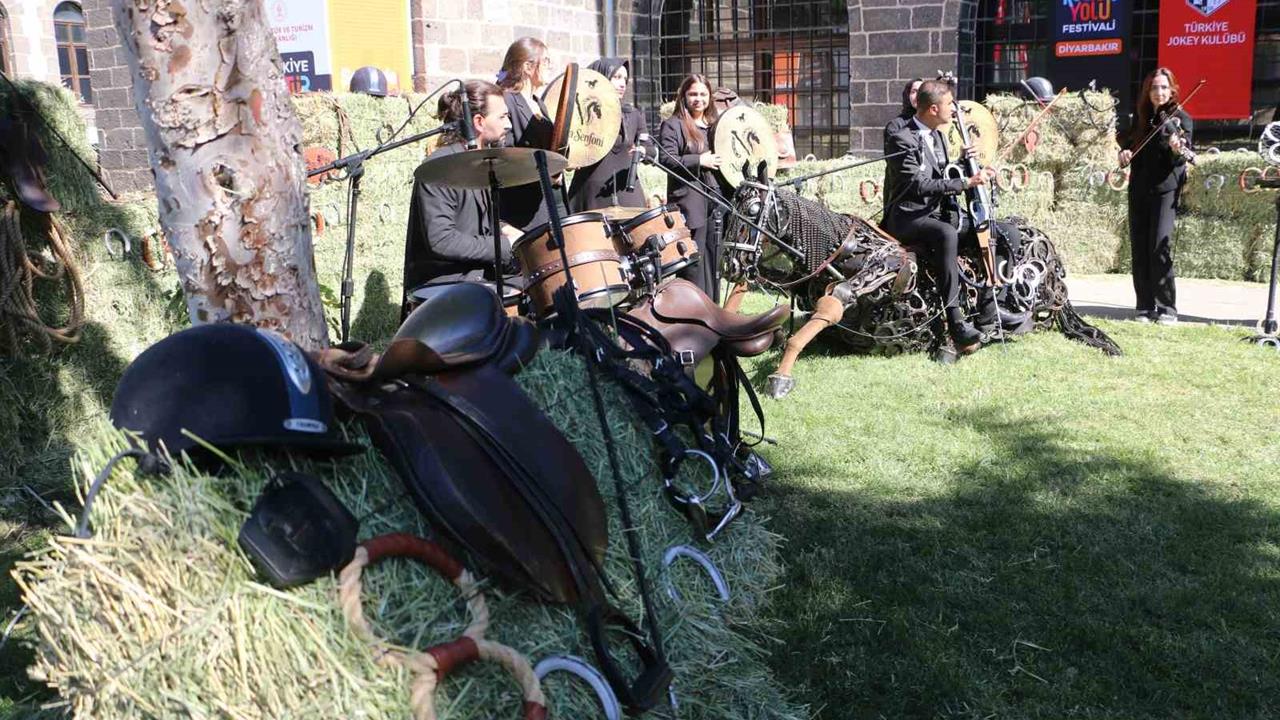 Diyarbakır'da "At Nalından Umuda" Projesi Başladı