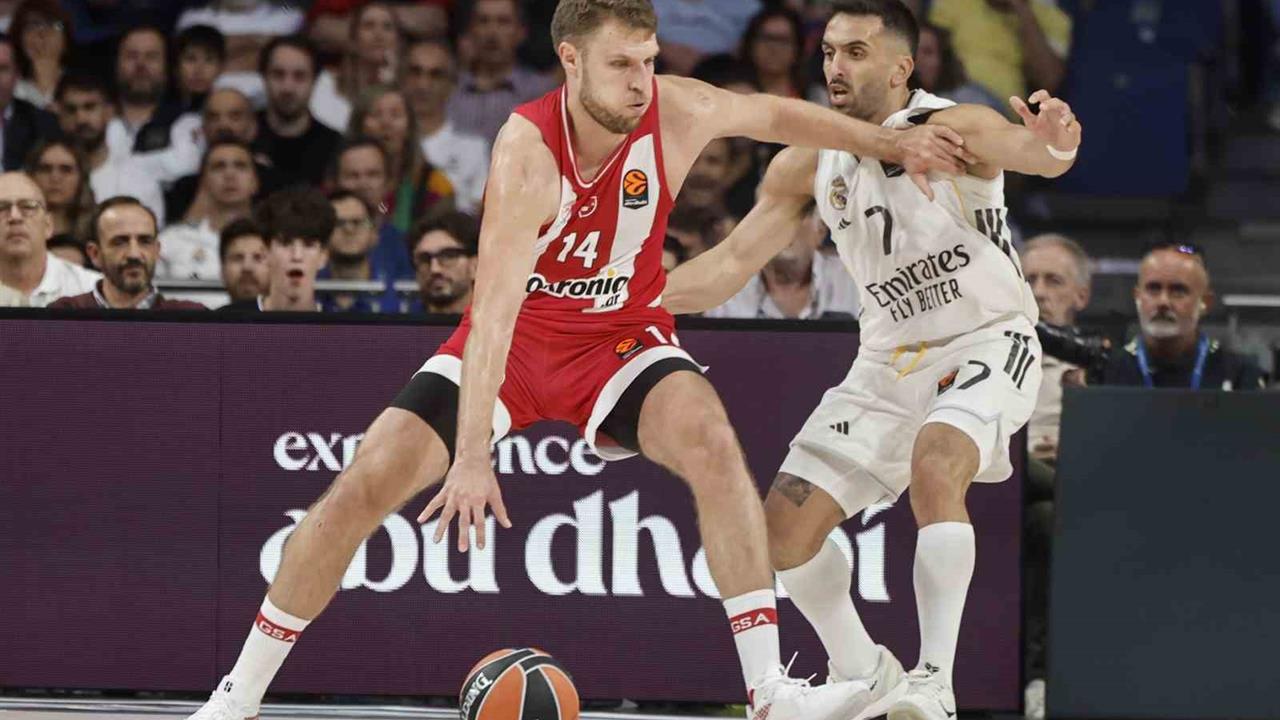 Sasha Vezenkov Euroleague 3. Haftanın MVP’si Seçildi