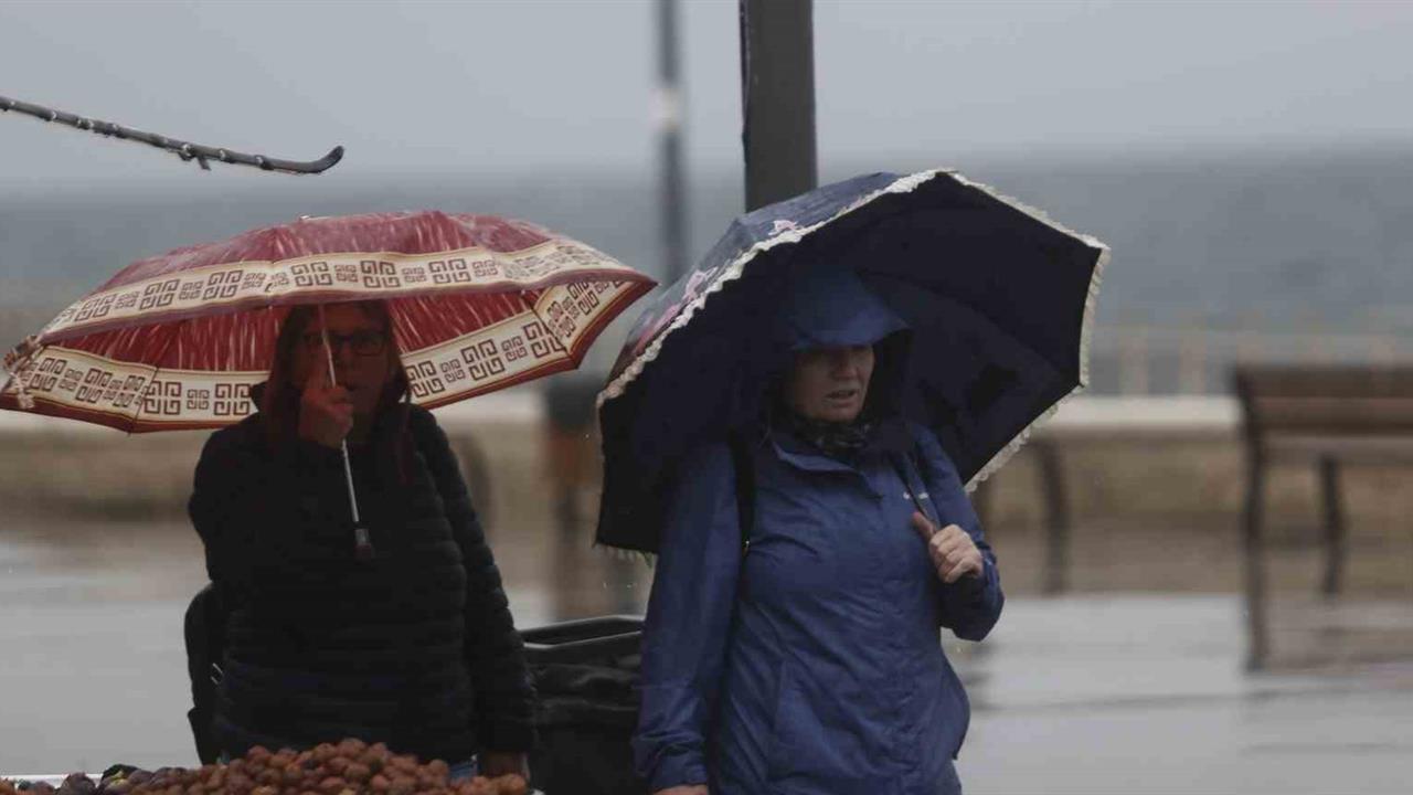 Bursa'da Türk Yıldızları Gösterisi Yağmurla İptal Edildi