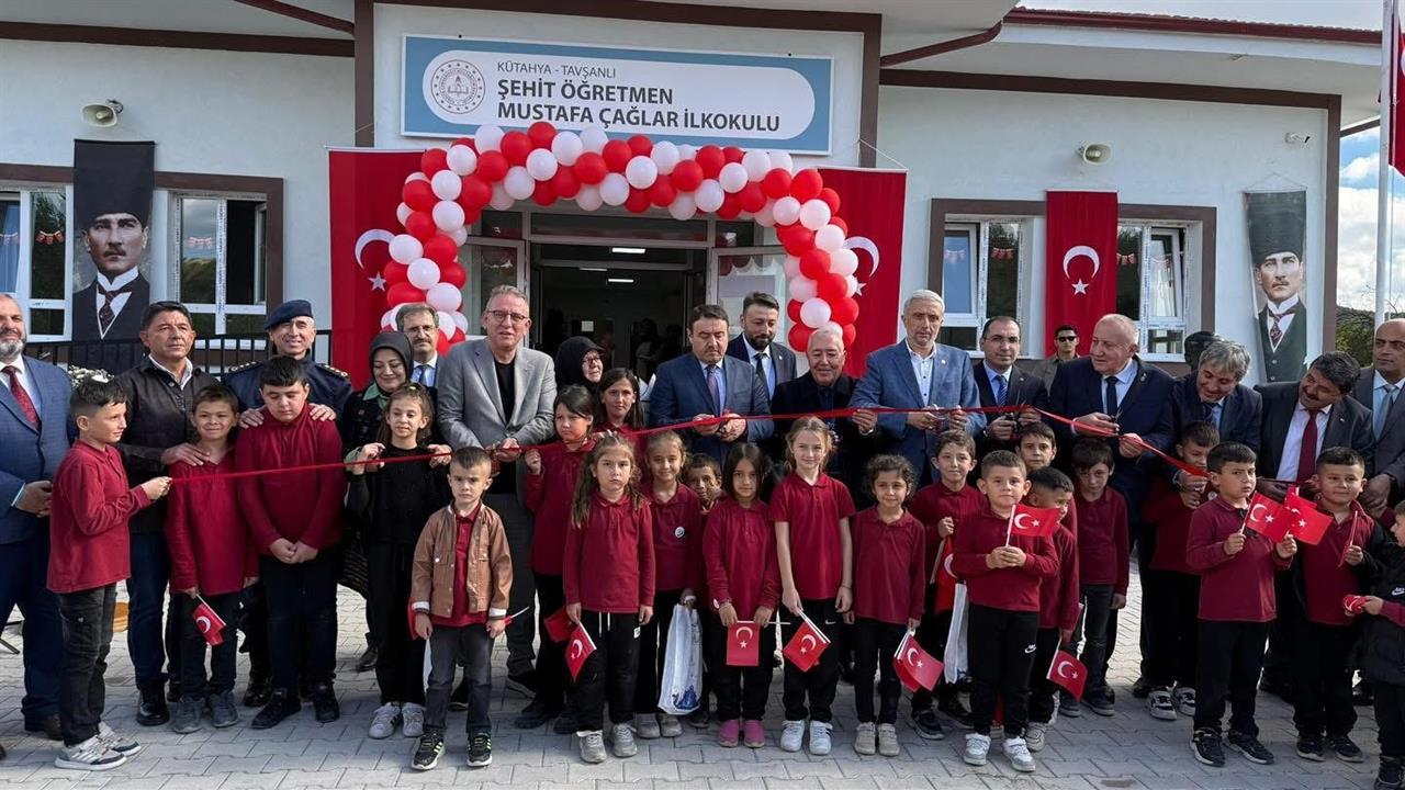 Tavşanlı'da Yeni İlkokul Hizmete Açıldı