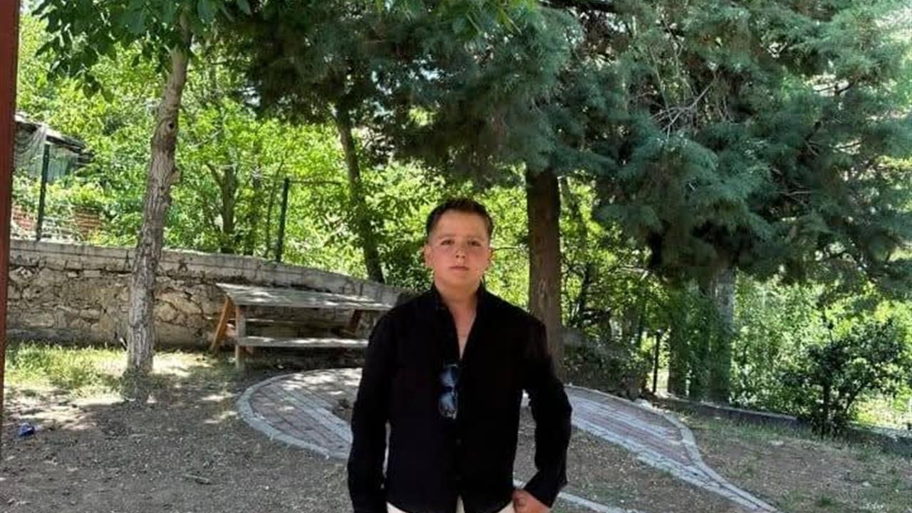 Denizli'de Motosiklet Kazası: 15 Yaşındaki Genç Hayatını Kaybetti