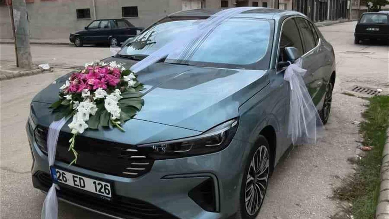 Gelin Arabası Olarak Togg Tercih Edildi: Eskişehir'de Dikkat Çekti