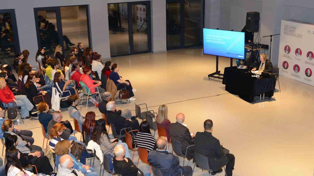 Bursa'da Kadın Hakları Üzerine Felsefi Buluşma
