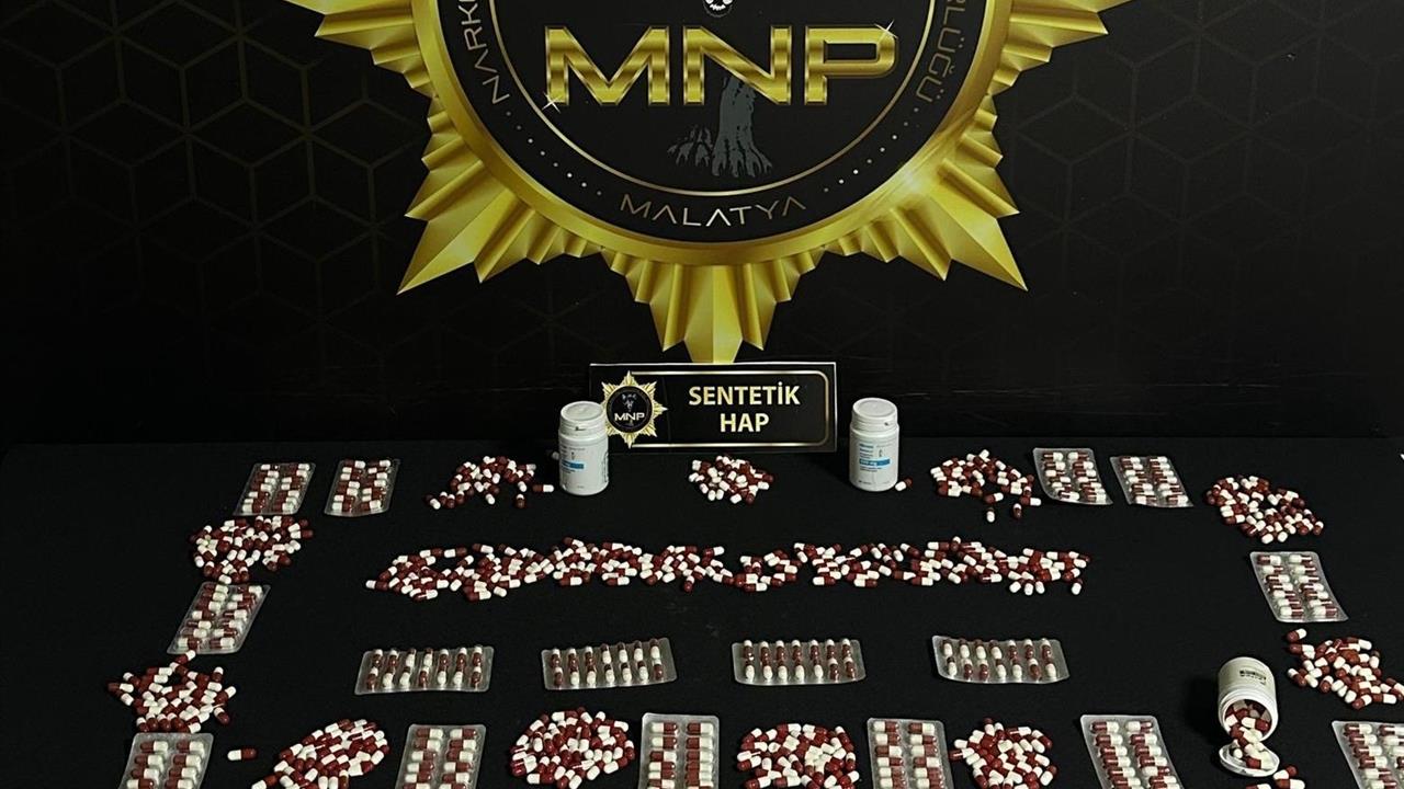 Malatya'da Uyuşturucu Operasyonu: 898 Hap Ele Geçirildi