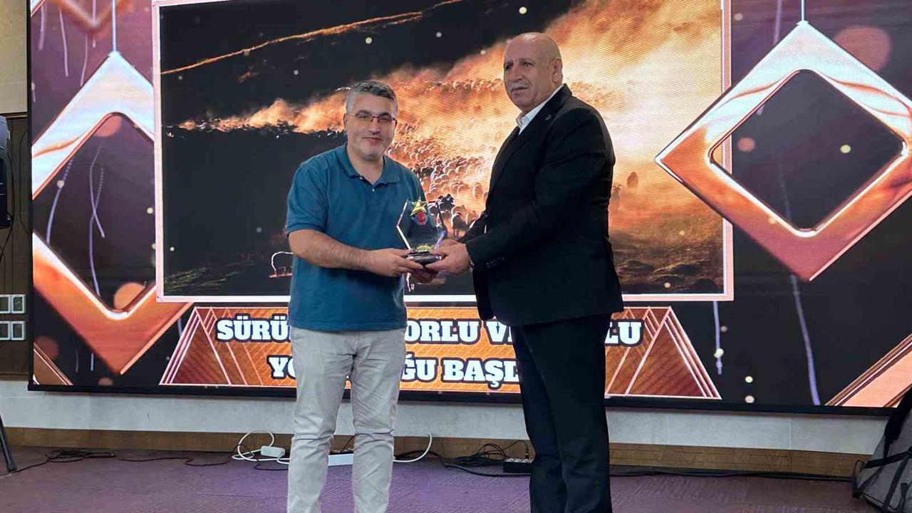 Özkan Olcay, Bitlis'te Birincilik Ödülü Kazandı: Fotoğraf Dalında Öne Çıktı