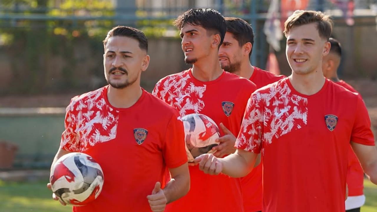 Mersin'de Yüzler Gülüyor